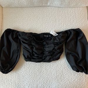boohoo black crop top